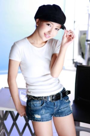 qq个性网欧美情侣头像_720在线手机播放