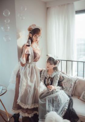 欧美毛熊裸体图片_720在线手机播放